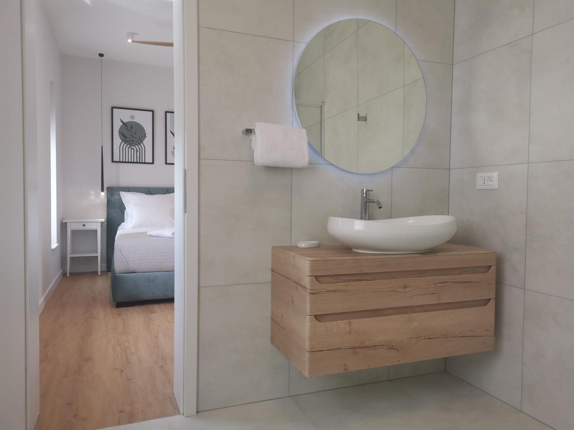 לומבארדה Villa Kora - Luxury Holiday Apartments מראה חיצוני תמונה