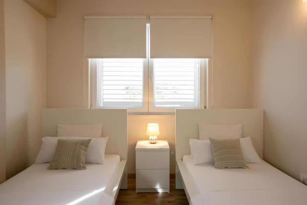 לומבארדה Villa Kora - Luxury Holiday Apartments מראה חיצוני תמונה