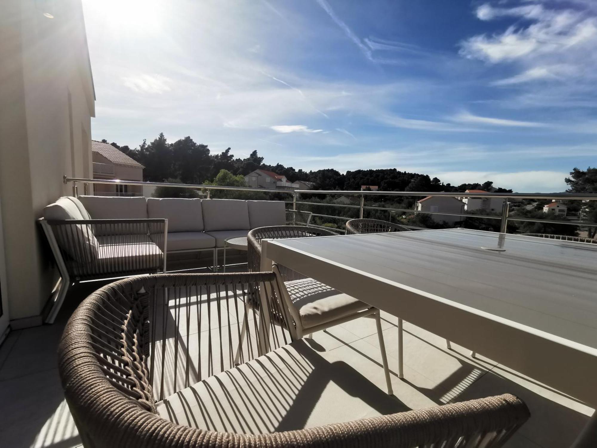 לומבארדה Villa Kora - Luxury Holiday Apartments מראה חיצוני תמונה