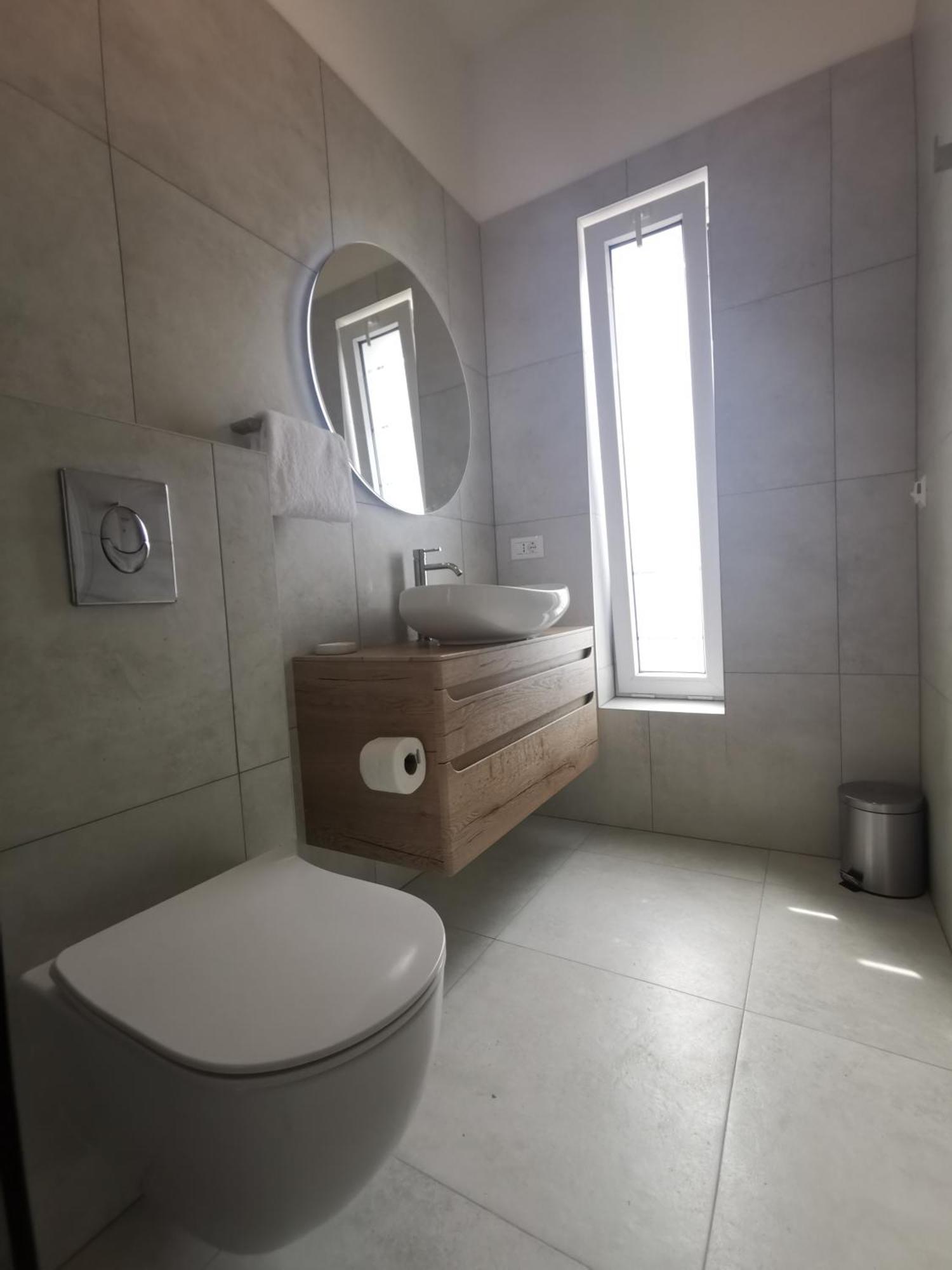לומבארדה Villa Kora - Luxury Holiday Apartments מראה חיצוני תמונה
