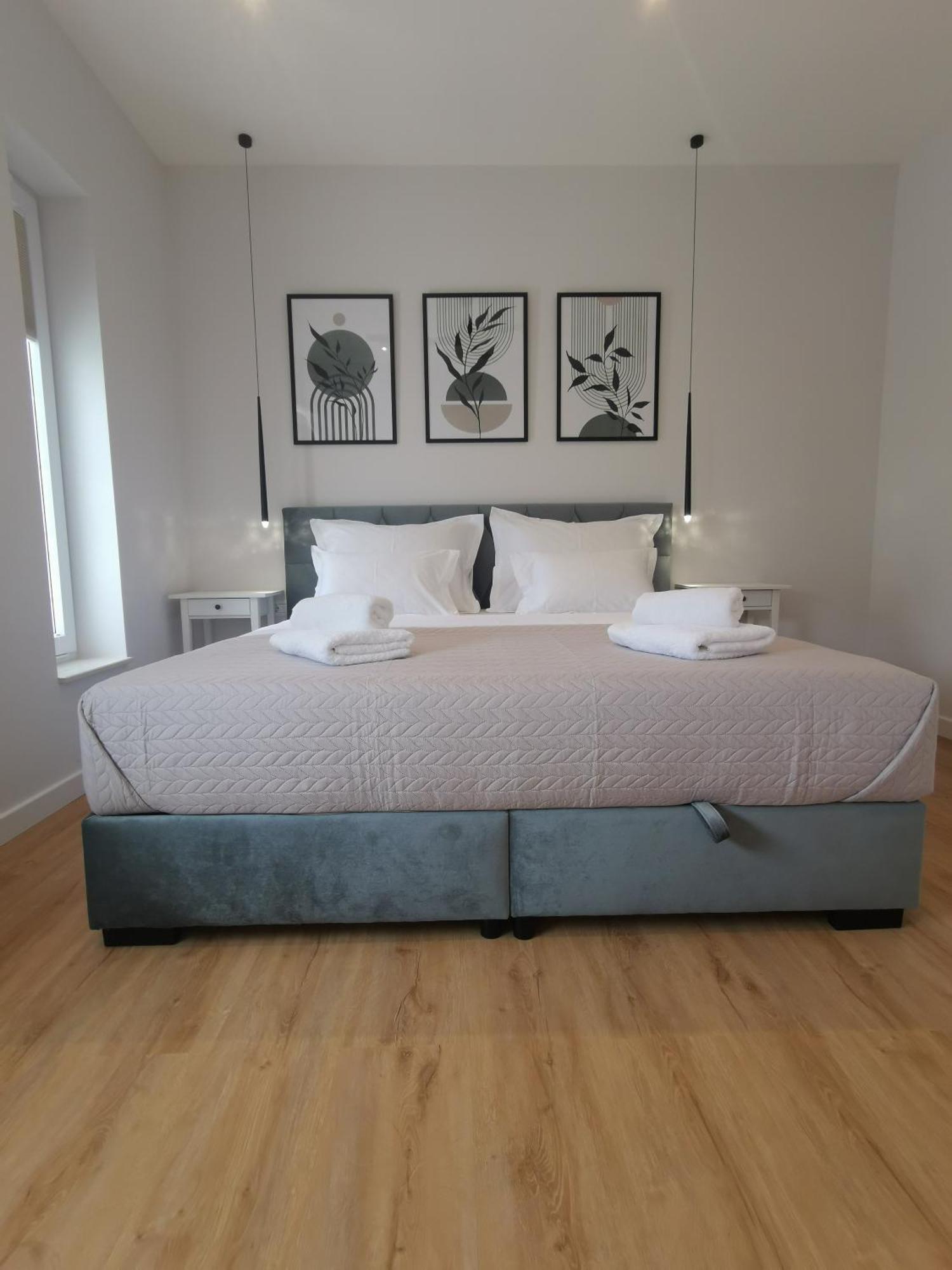 לומבארדה Villa Kora - Luxury Holiday Apartments מראה חיצוני תמונה